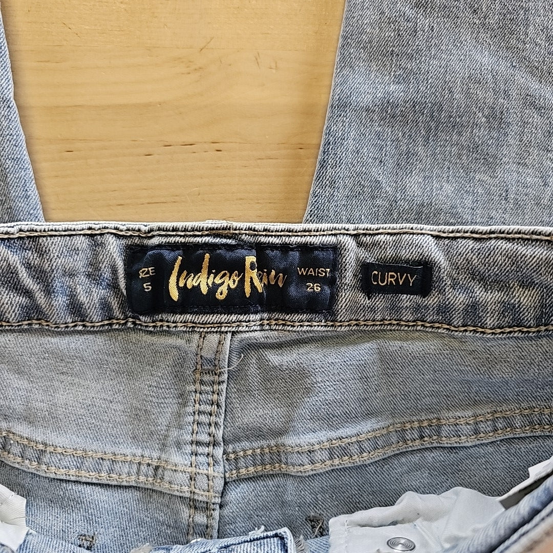 Indigo Rein Juniors' Mid Rise Button Fly Distressed Cropped Curvy Jeans - 5