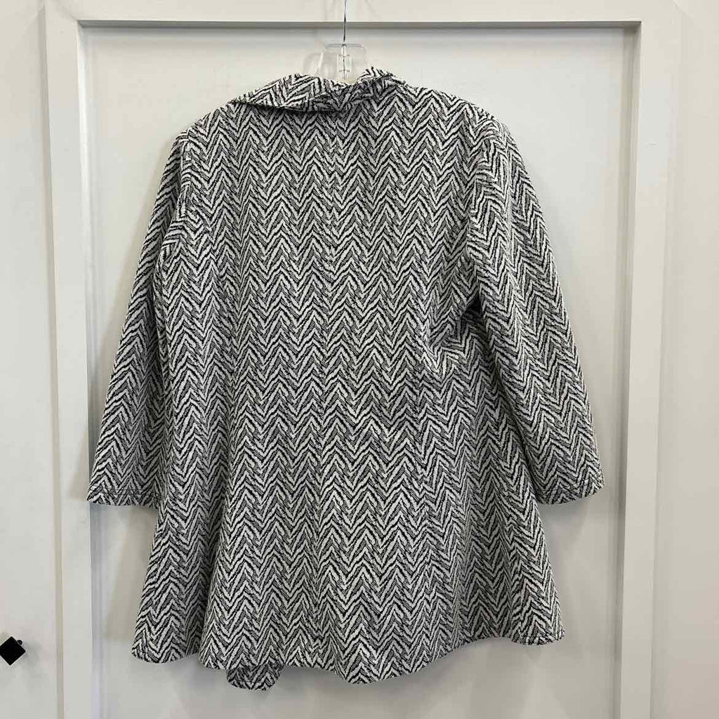 Calvin Klein Size 6 Black/White Preloved Blazer