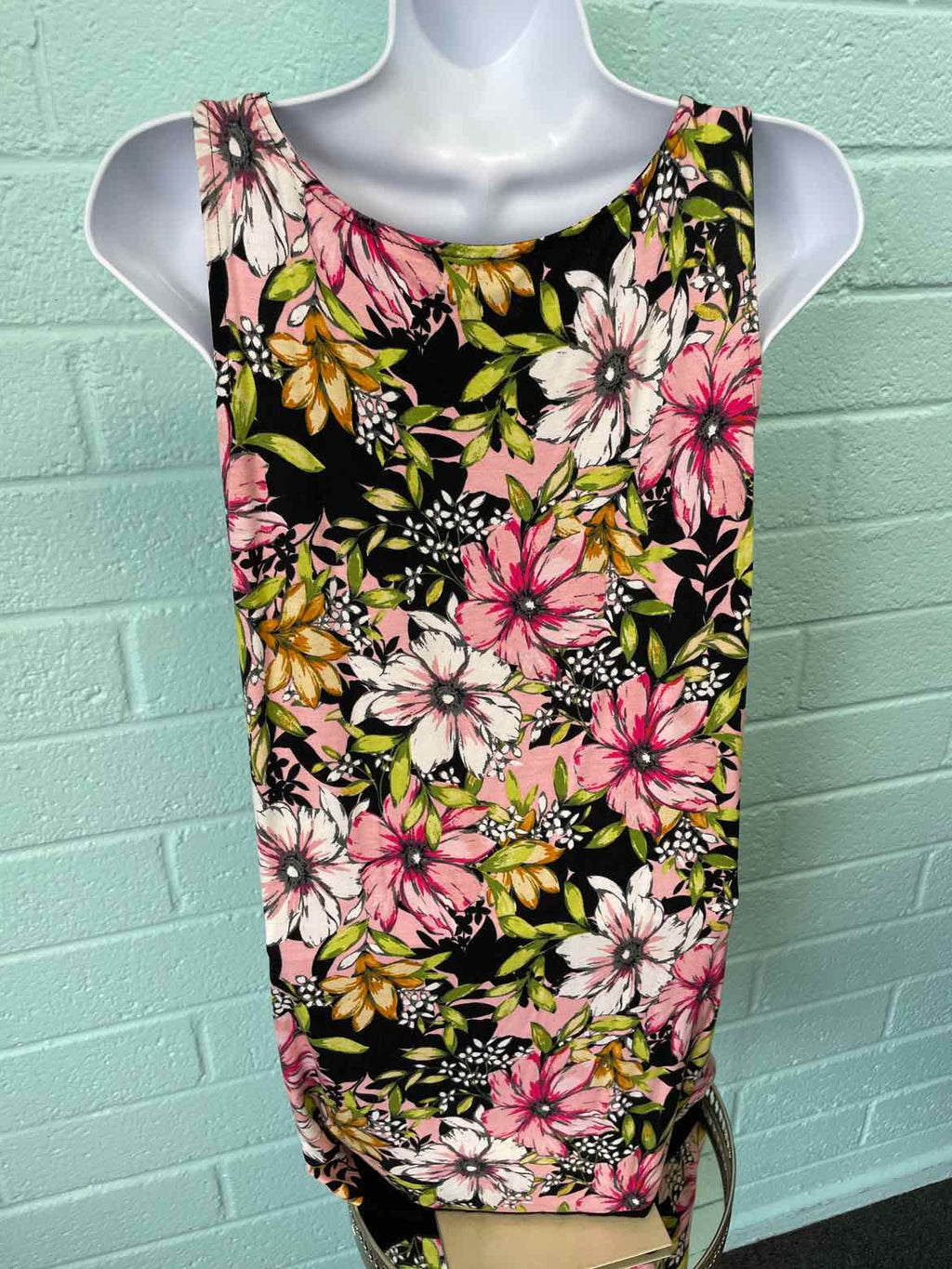 Cable & Gauge Size L pink, black, green Sleeveless