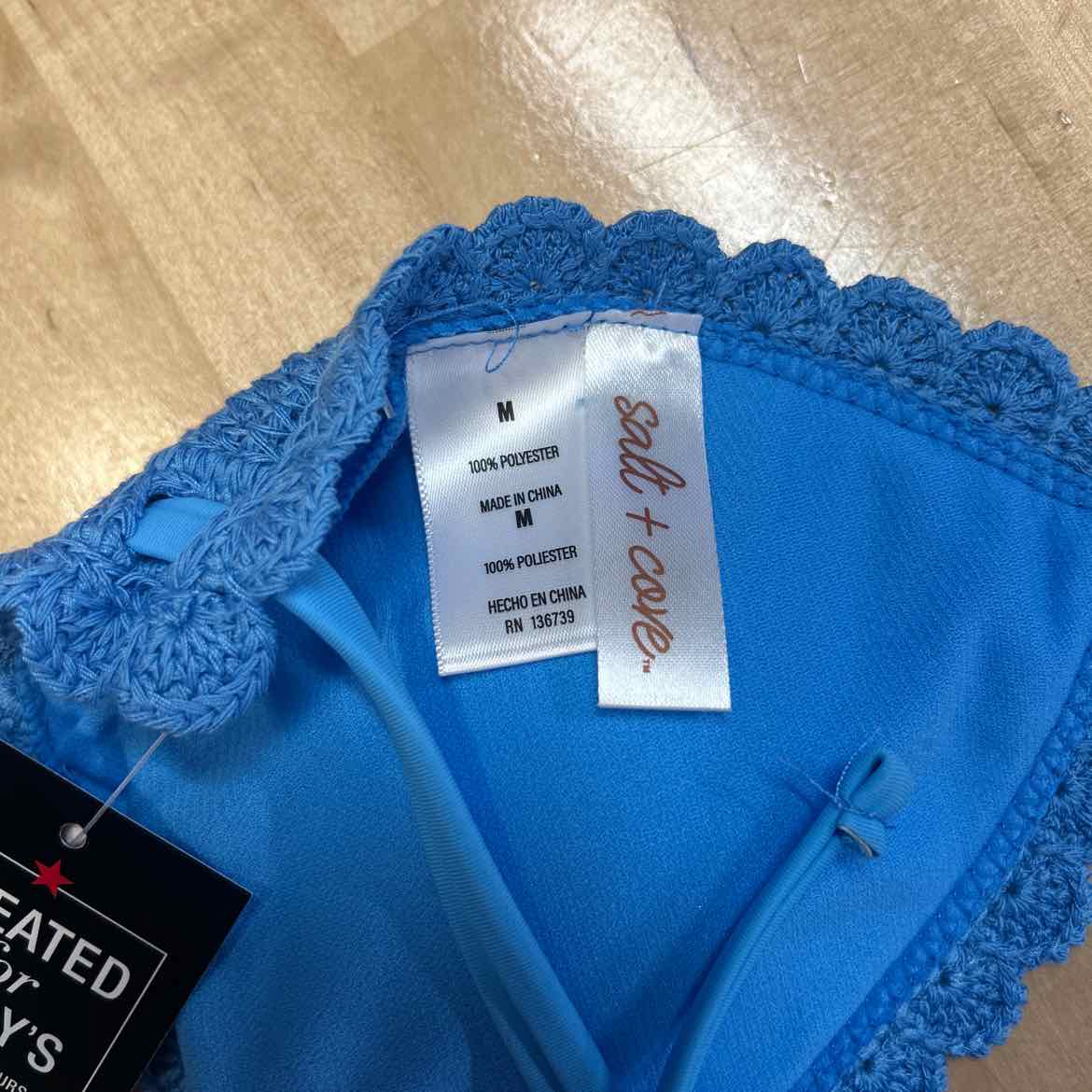 Salt + Cove Size M Crochet Halter Triangle Bikini