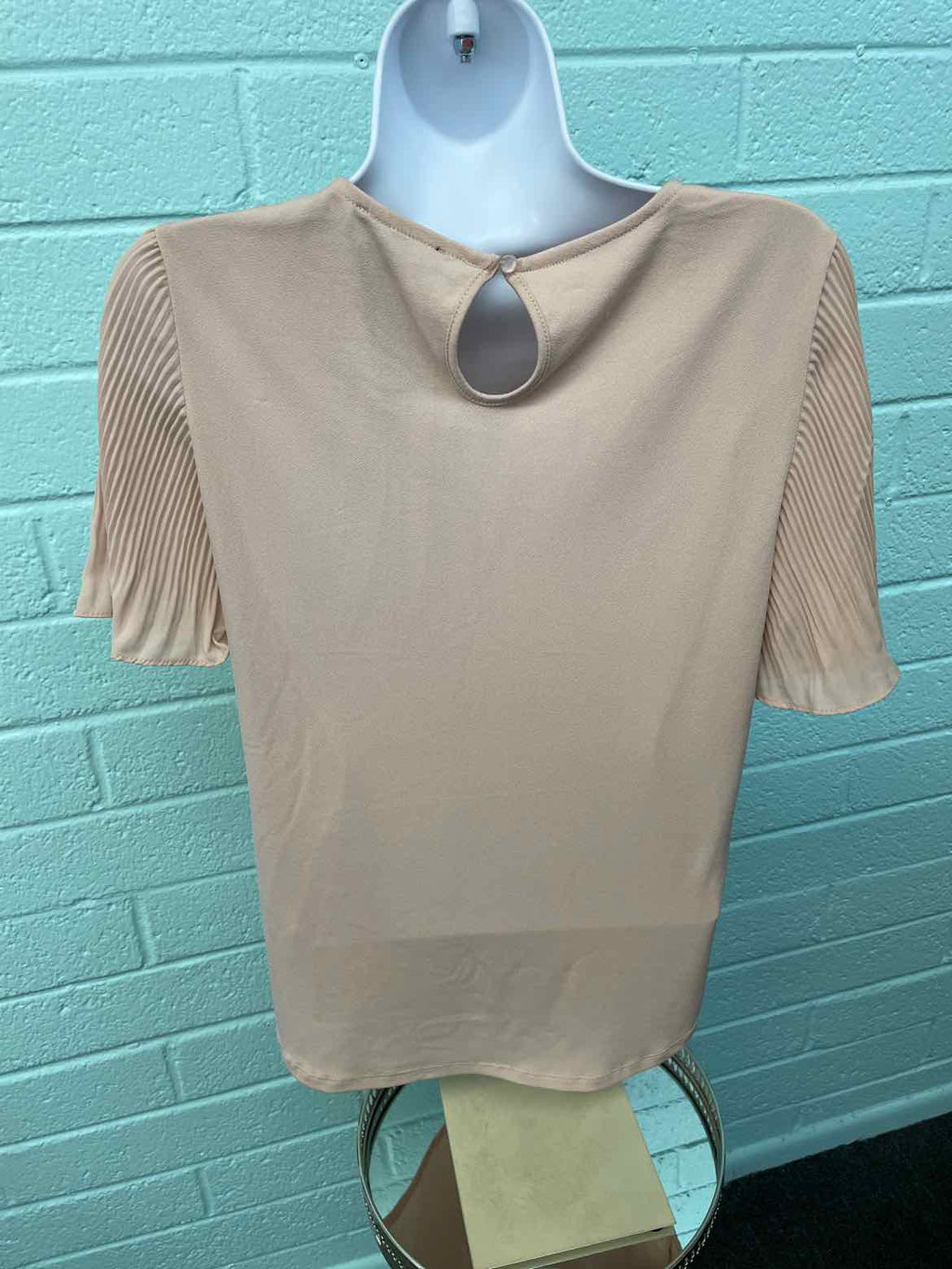 Adrianna Papell Size XS Blush Blouse