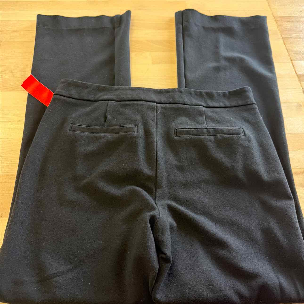 NYDJ Size 8 Black Preloved Pants