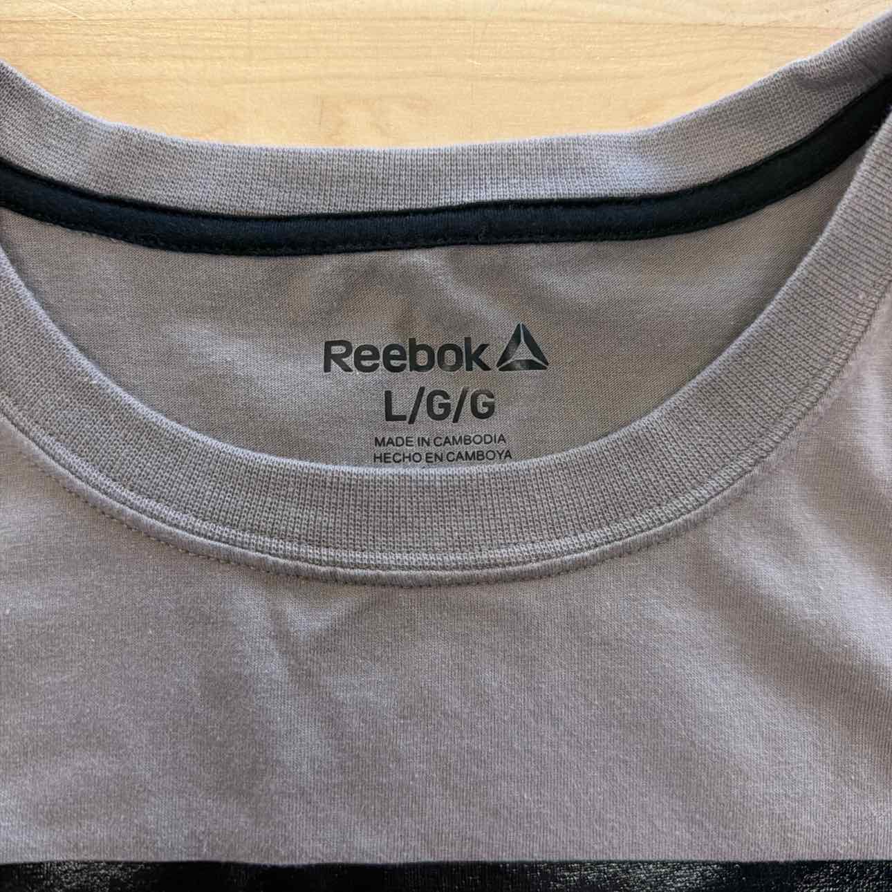 Reebok Size L Gray Preloved MENS T-shirt