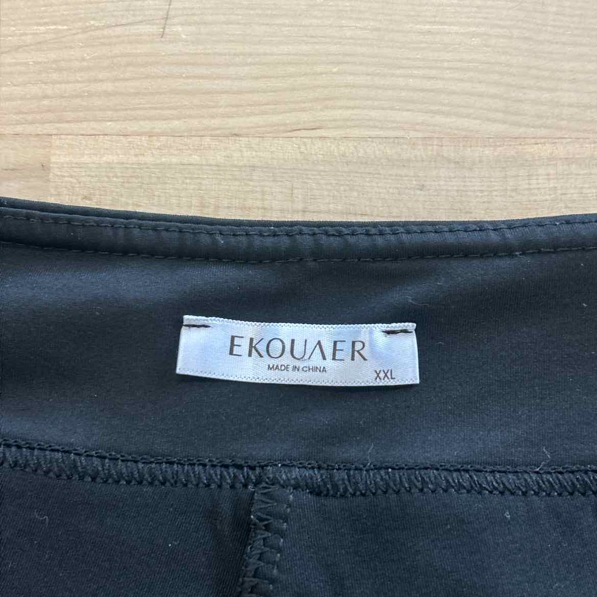 Ekouaer Size XXL Black Preloved Skirt