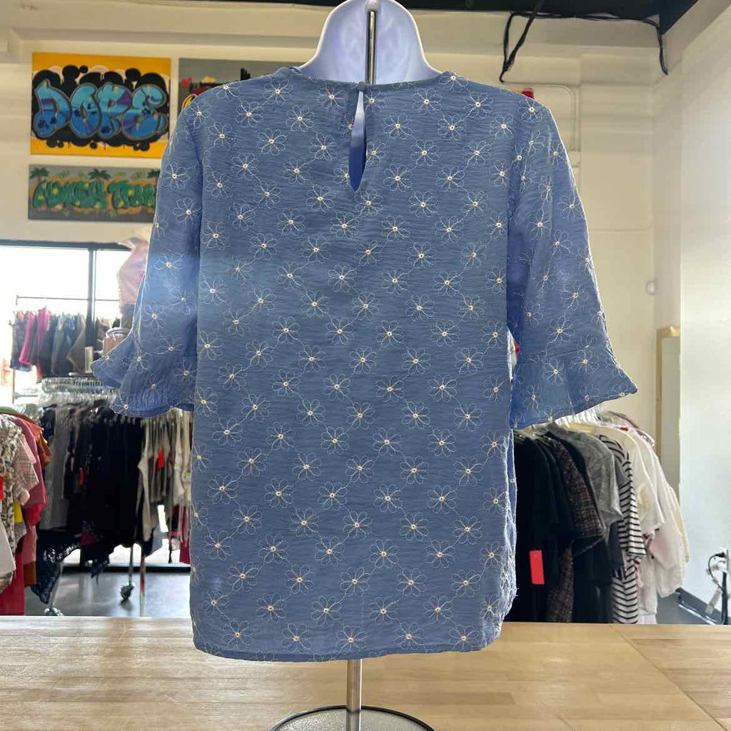 CeCe Size S Blue White Preloved Blouse