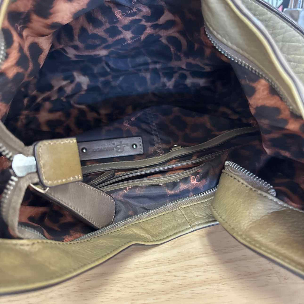 B. Makowsky Green Preloved Handbag