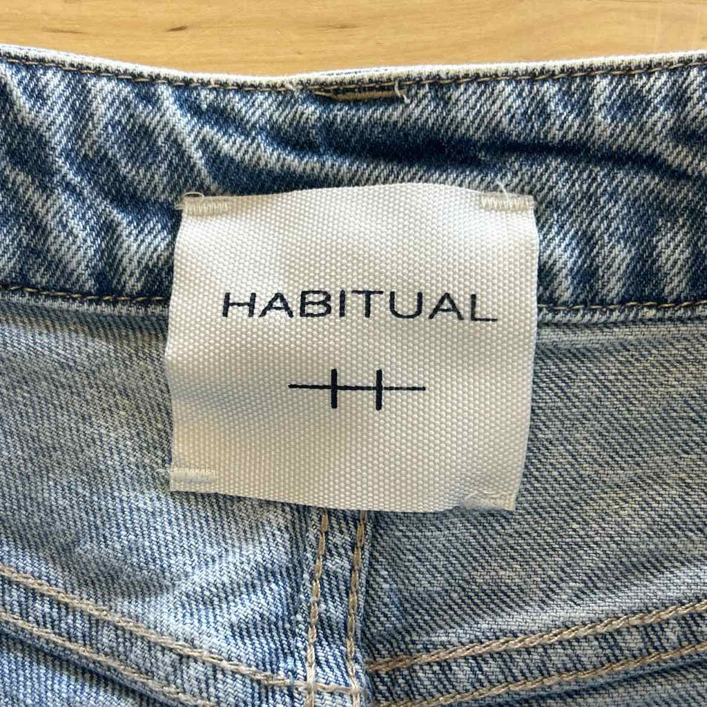 Habitiual Size M Blue Denim Preloved Jorts