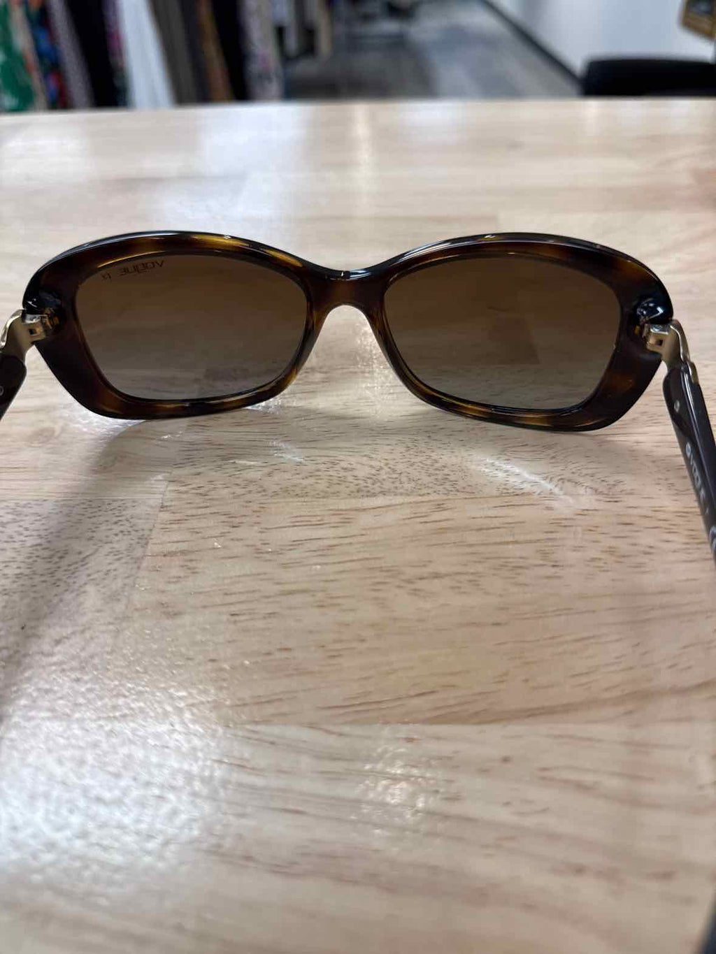 Vogue Brown Tortoise Shell Polorized Sunglasses