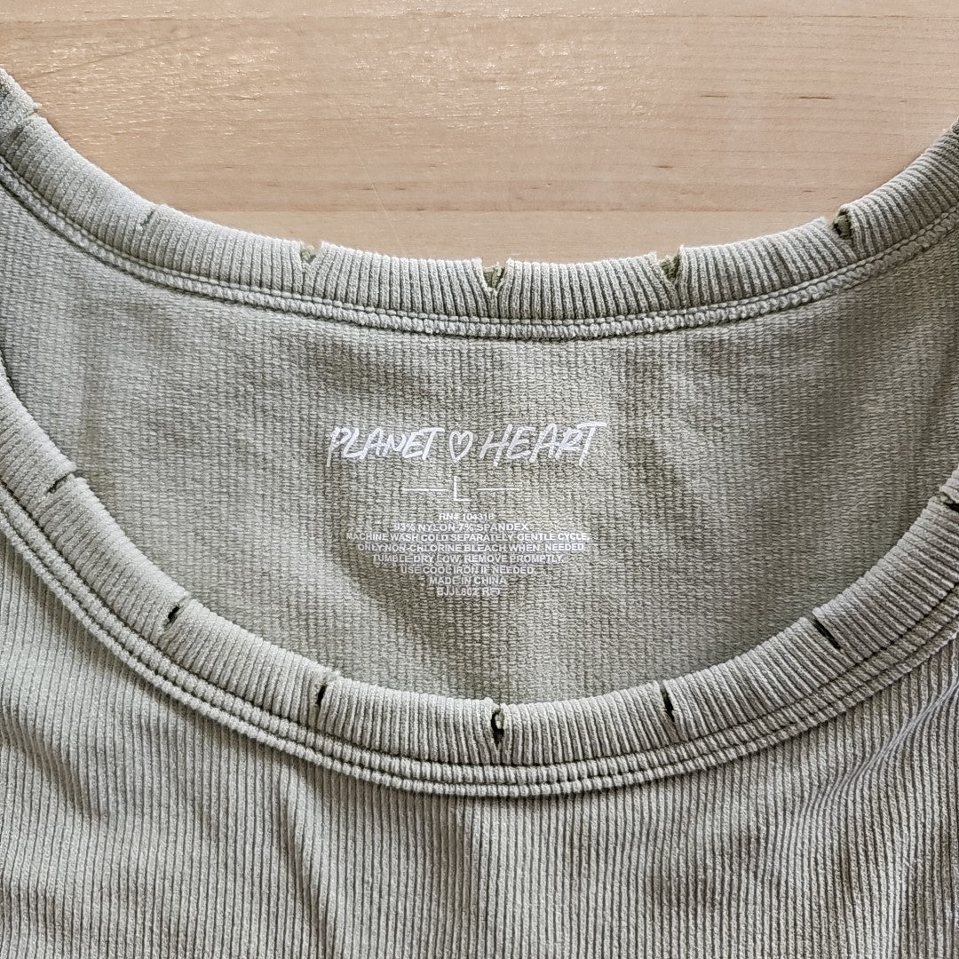 Planet Heart Size L Green New Tank