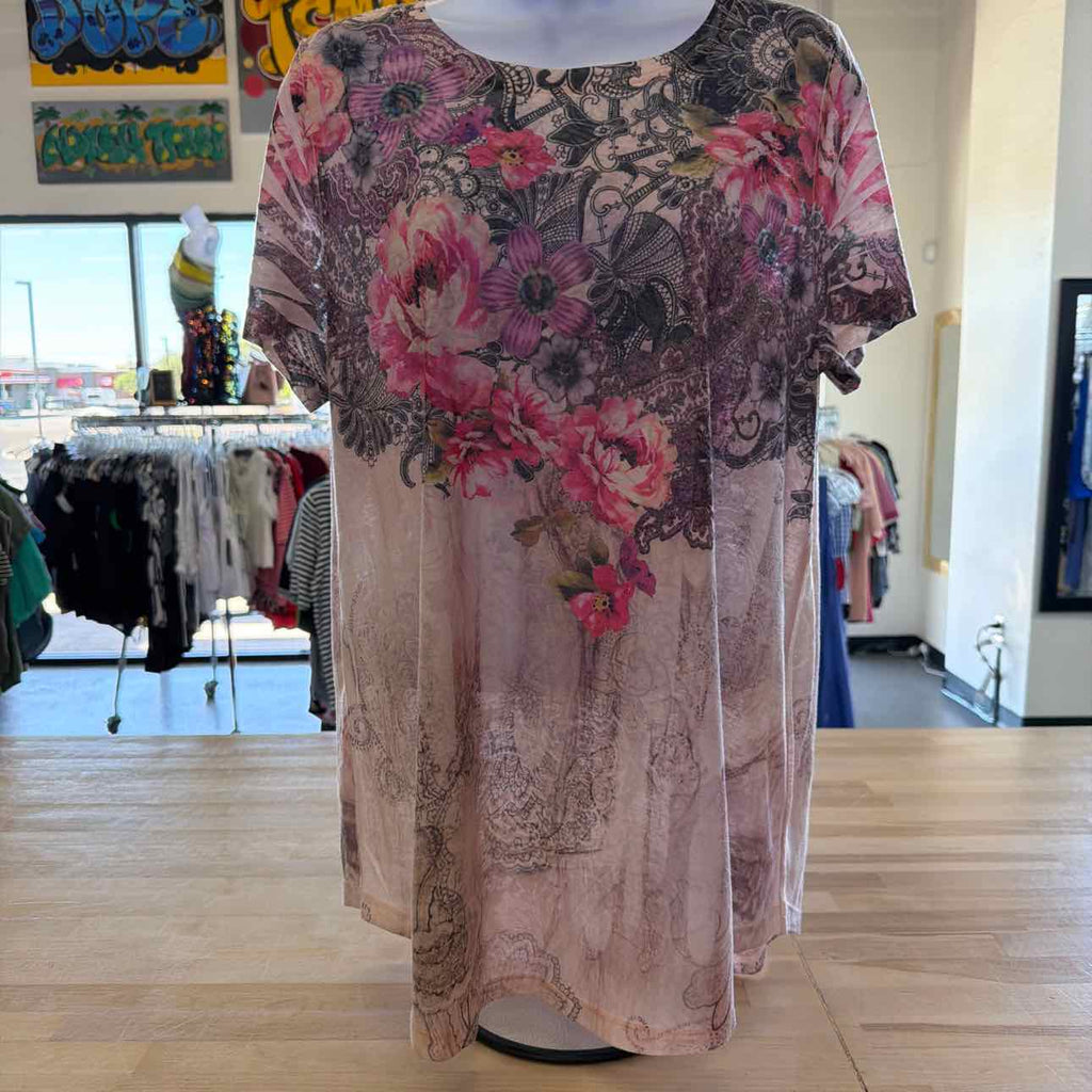 Sedona Size L Pink Preloved Shirt