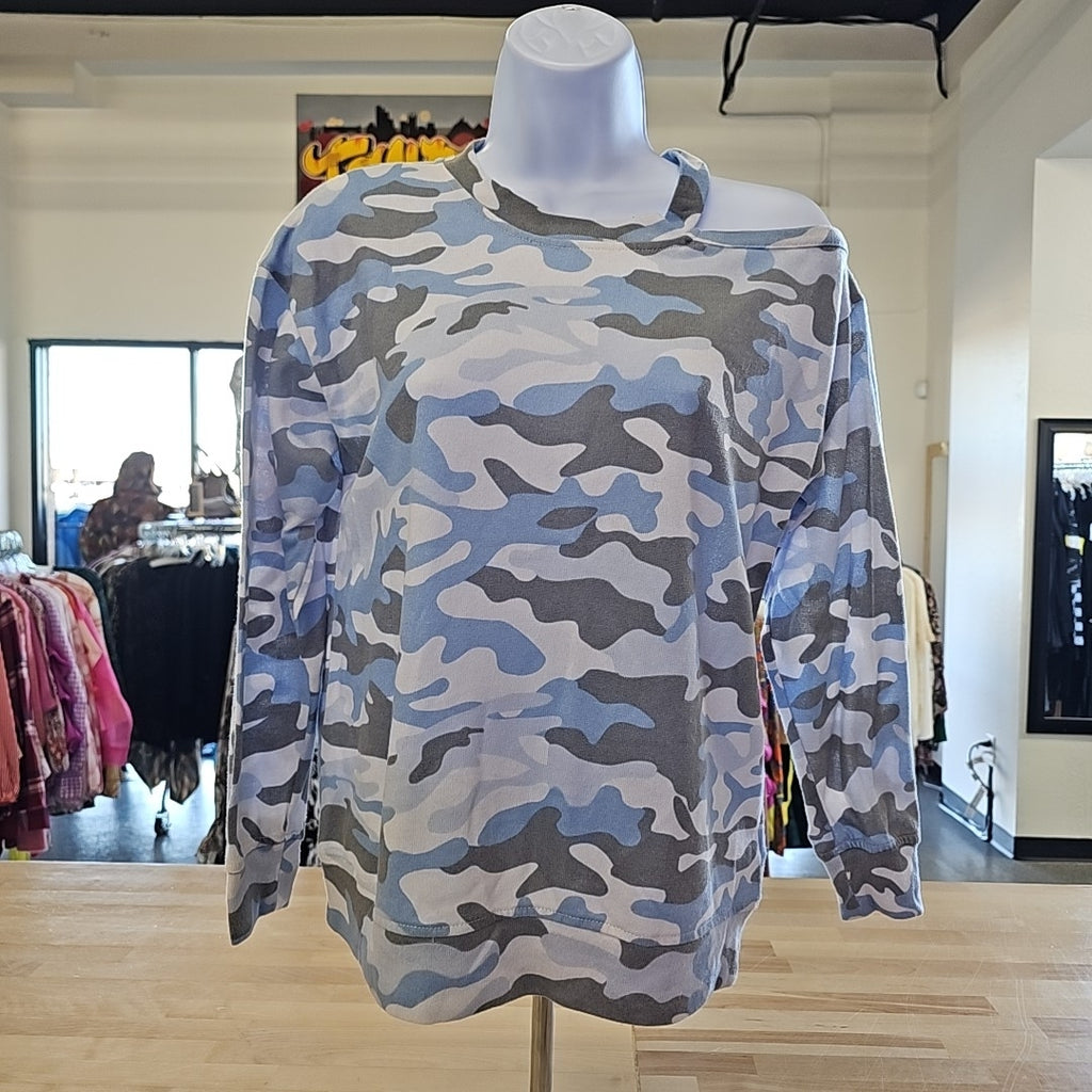 Jolie & Joy Size S Gray & Blue Sweater