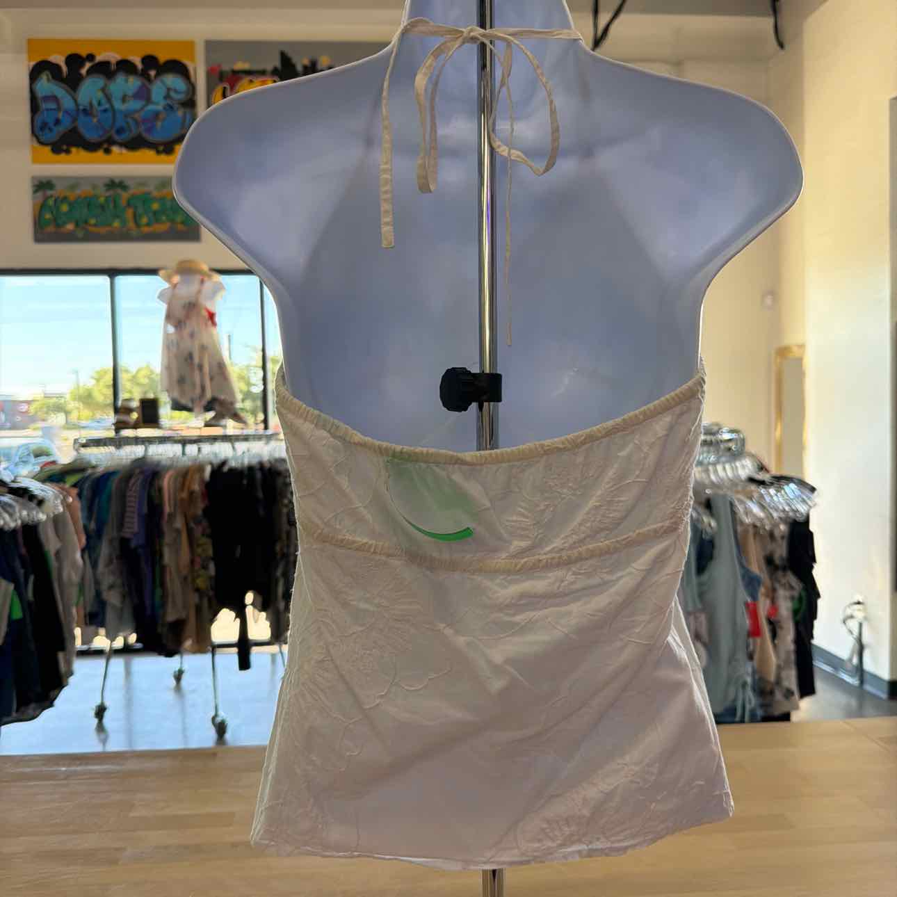 American Eagle Size 8 White Preloved Tank