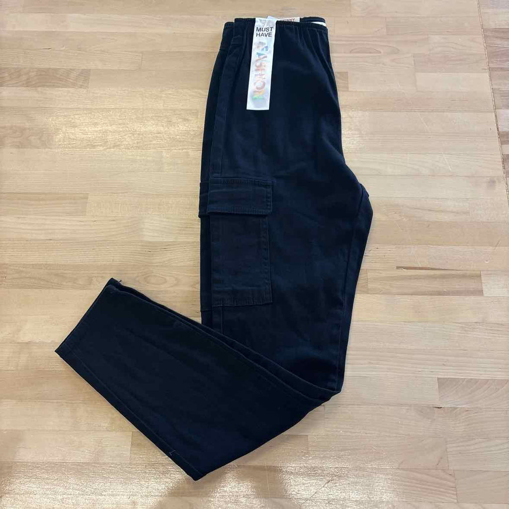 TINSELTOWN Size XS Black New cargo