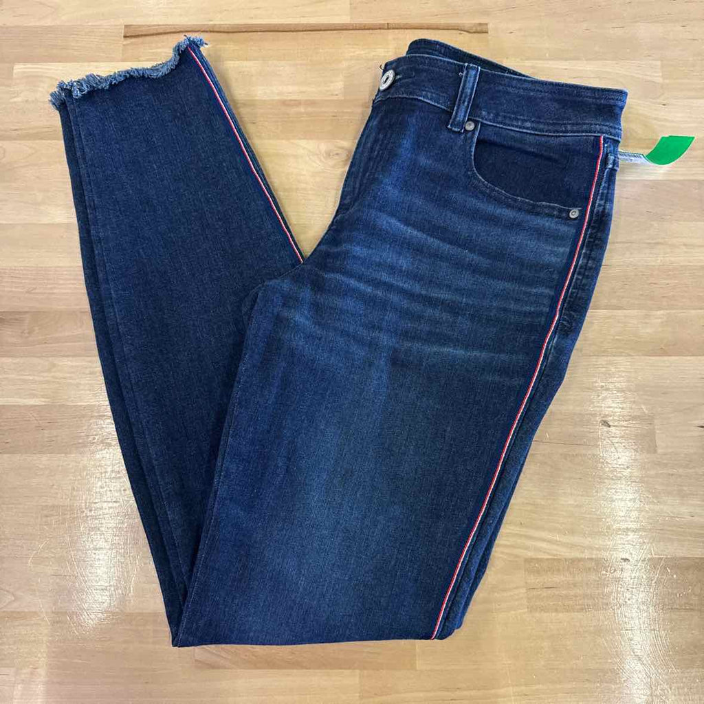 INC Size 6 Blue Denim Preloved Jeans