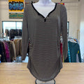 White House Black Market Size M Black/White Preloved Long Sleeve