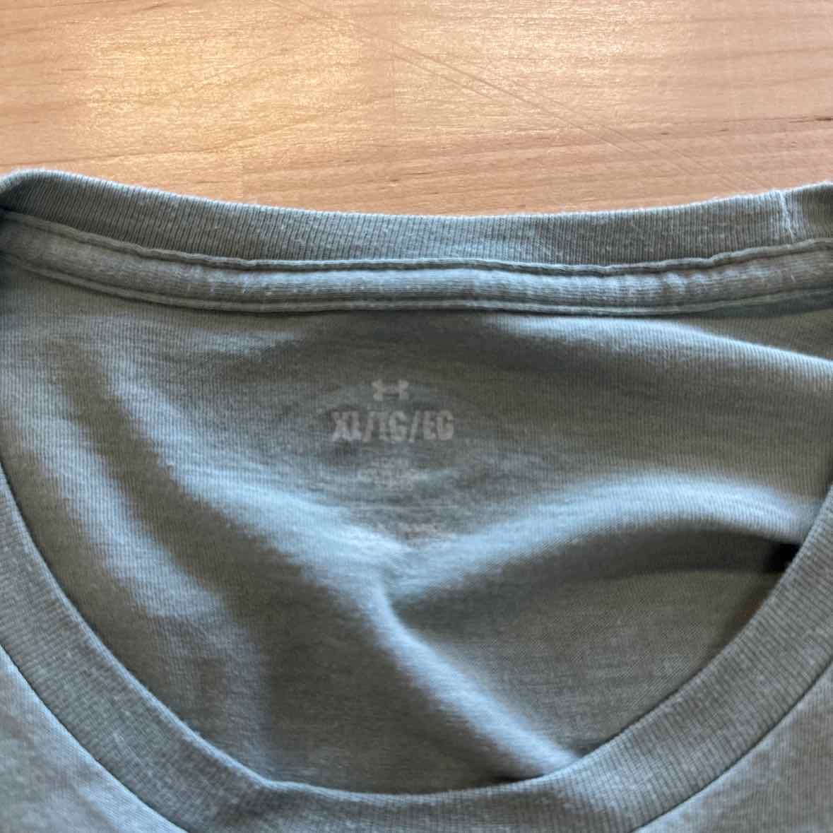 Under Armour Size XL Blue MENS T-shirt