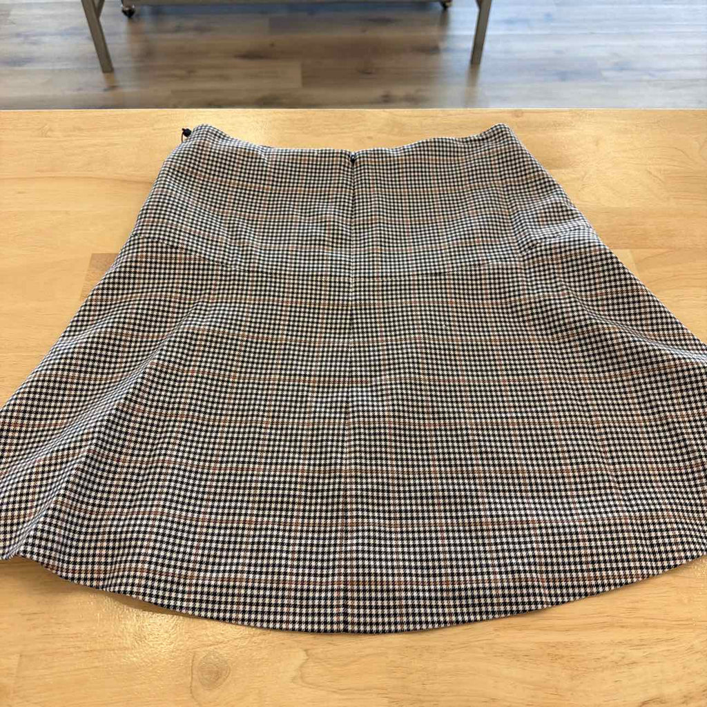Tommy Hilfiger Size 4 Black White New Skirt