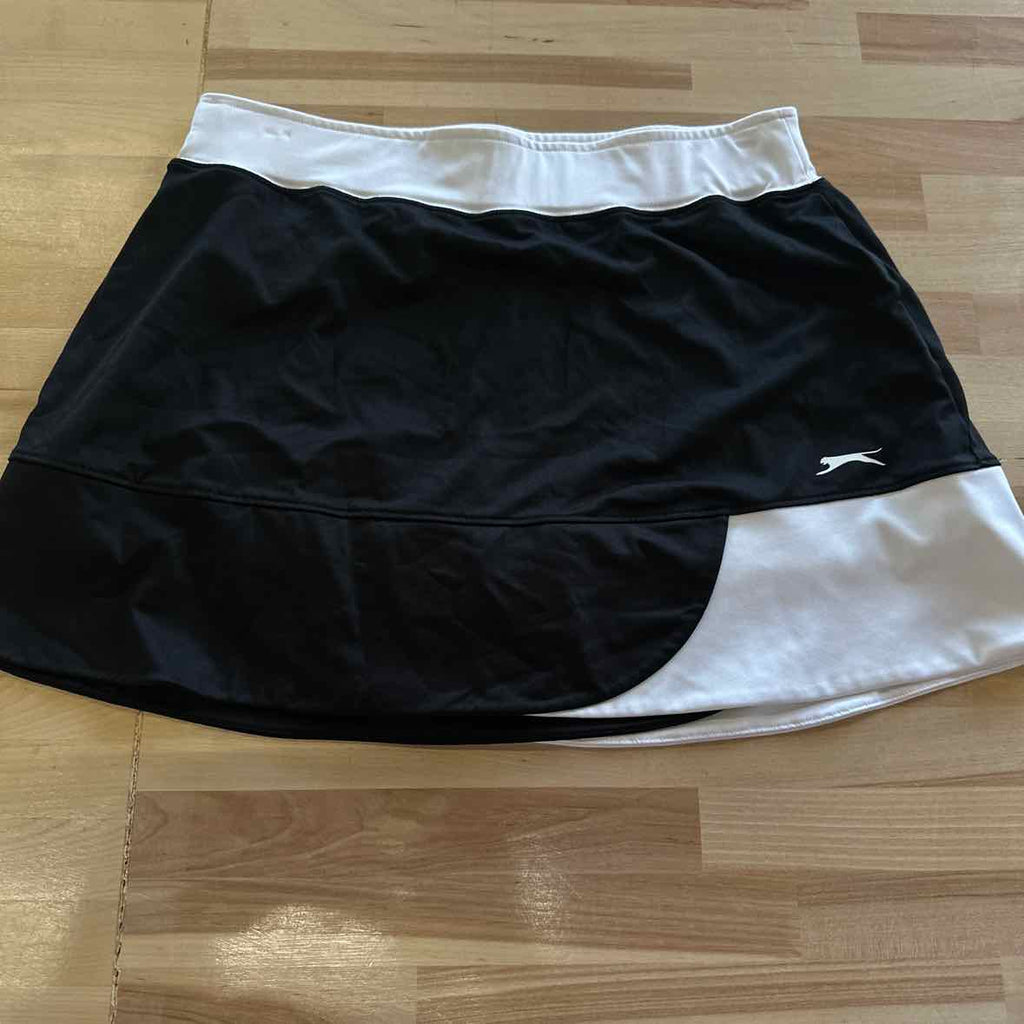 Slazenger Size M Black Skorts