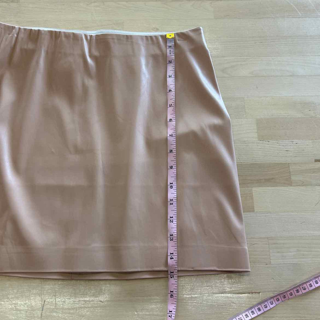 Shinestar Size M Nude Preloved Skirt