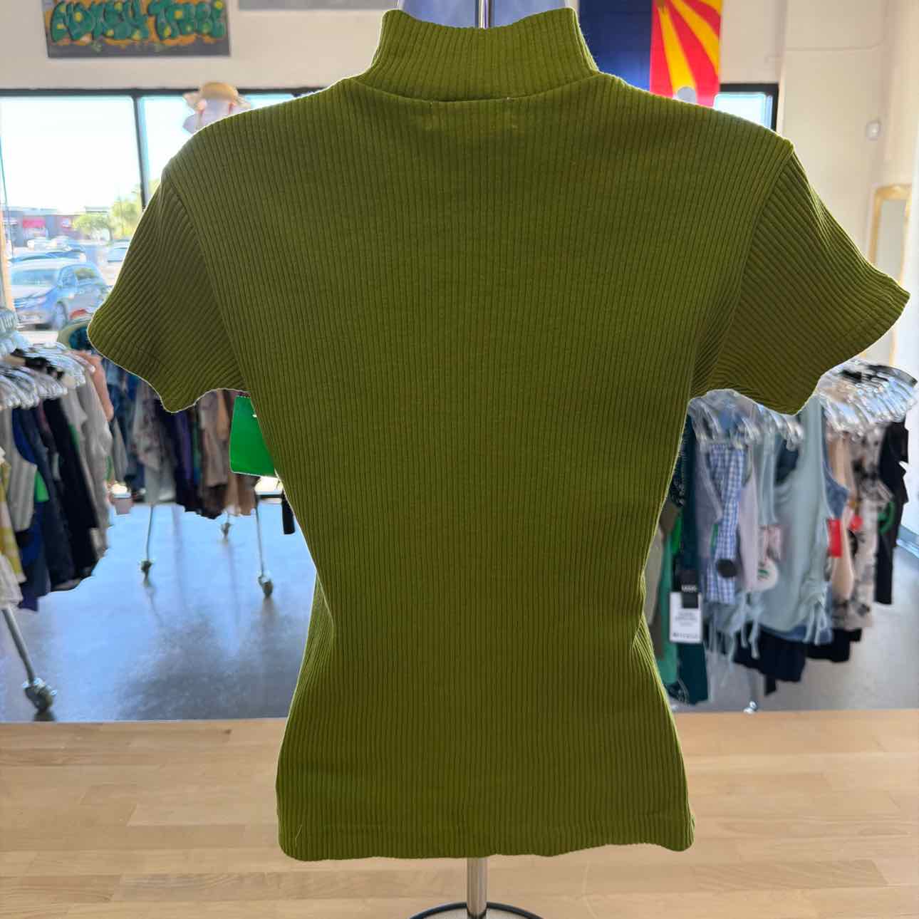 Size S Green Preloved Turtleneck