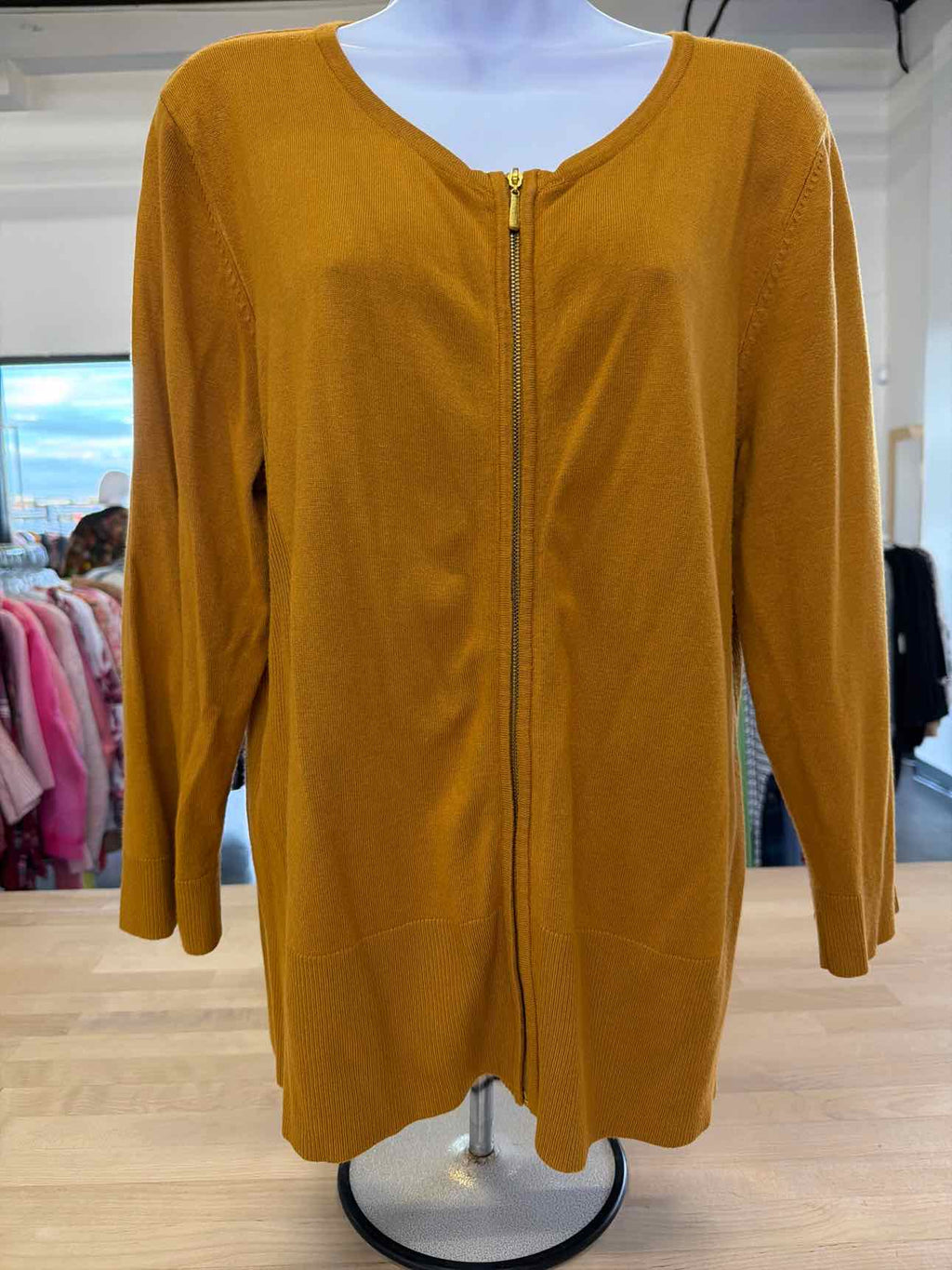 Premise Size XL Orange Cardigan