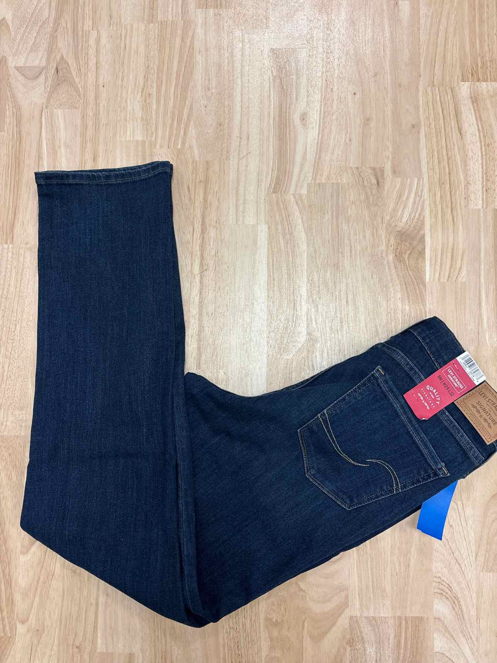 Levi's Size 8 Blue Denim New Jeans