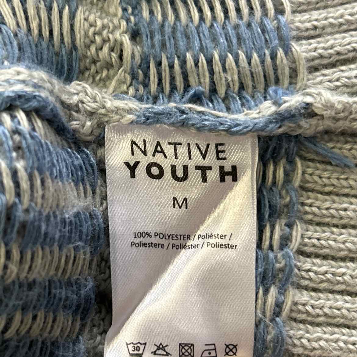 Native youth Size M Blue New MENS Vest