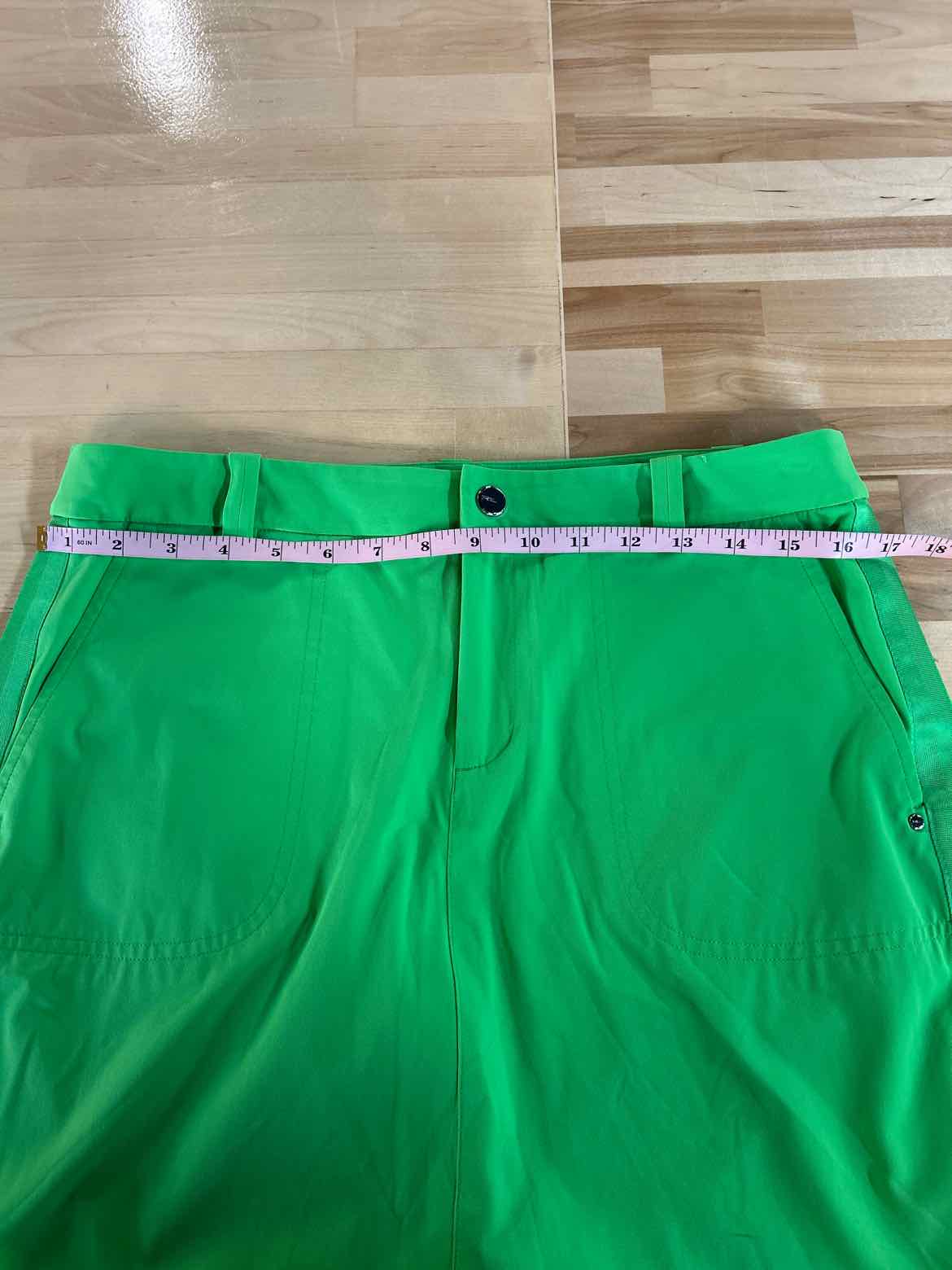 Polo Women Size 8 Green Preloved Skorts
