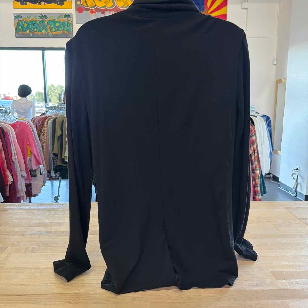 Tahari Size M Black Used Cardigan
