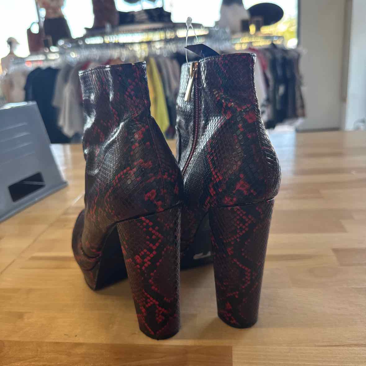 call it spring Shoe Size 8 Red Snakeskin Boots