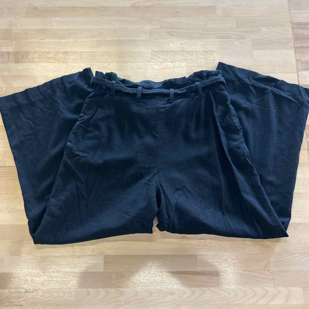 Skylar + Madison Size L Black Pants