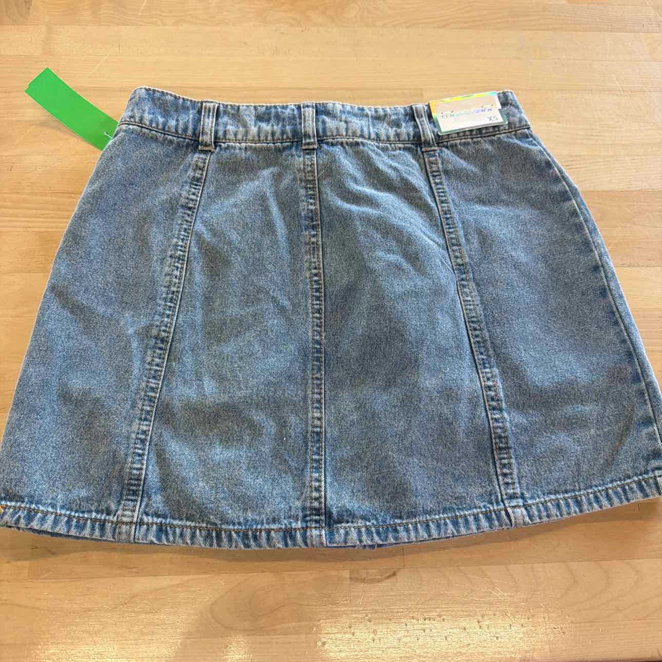 Tinseltown Juniors' Cotton Denim Cargo Miniskirt - Medium Wash