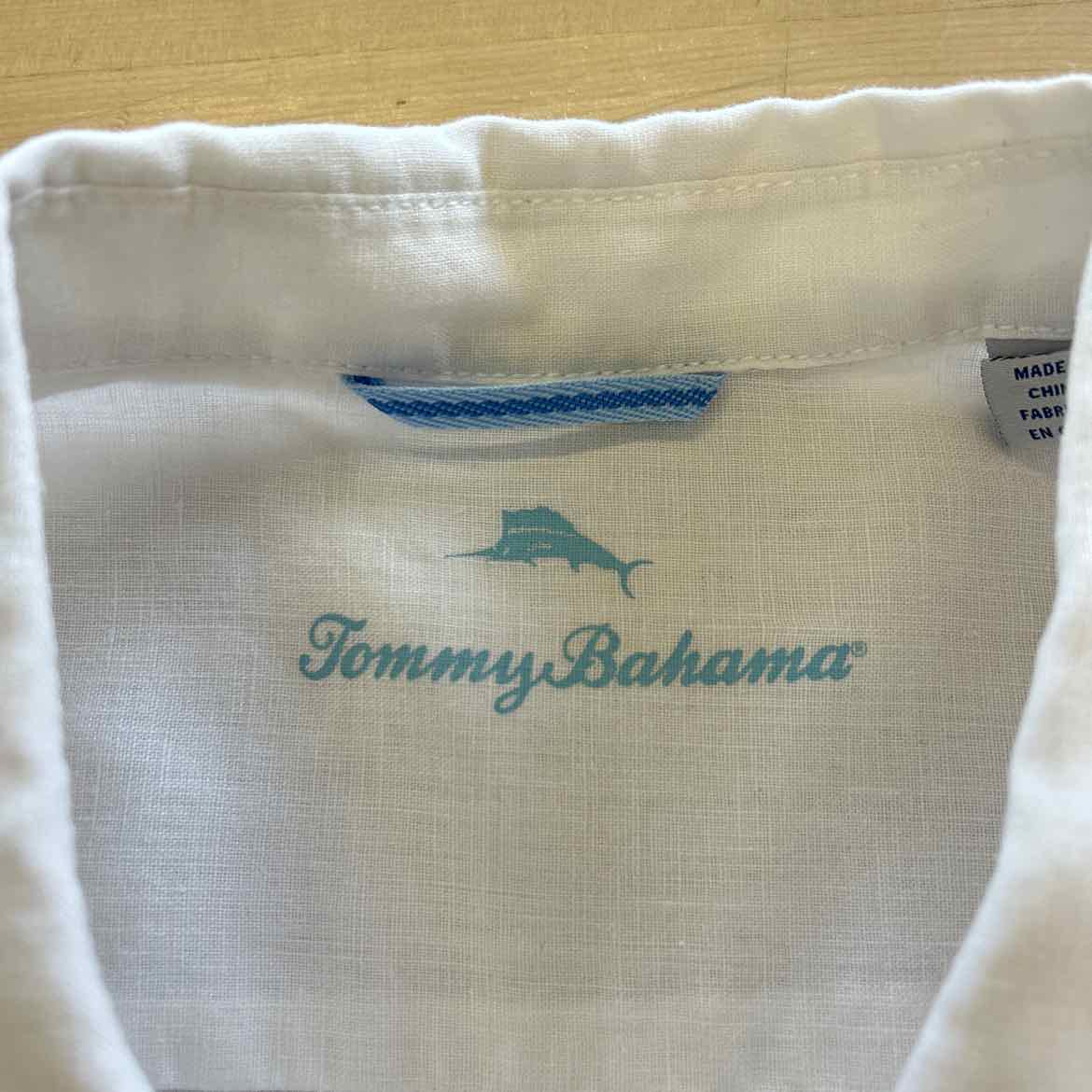 Tommy Bahama Size 1X White Preloved Button Down SS