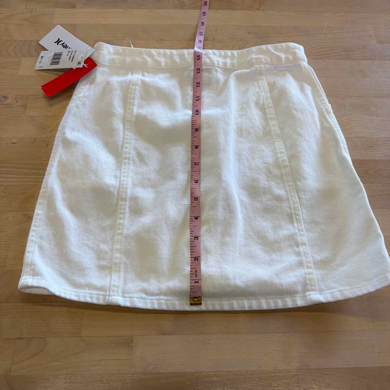 Hurley Juniors' Tracy Button-Front Mini Skirt - White