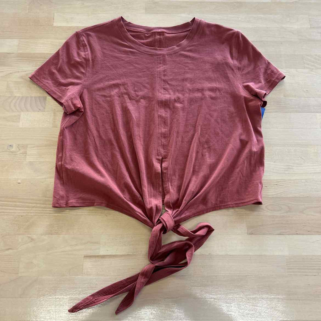 LuluLemon Size S Coral T-shirt