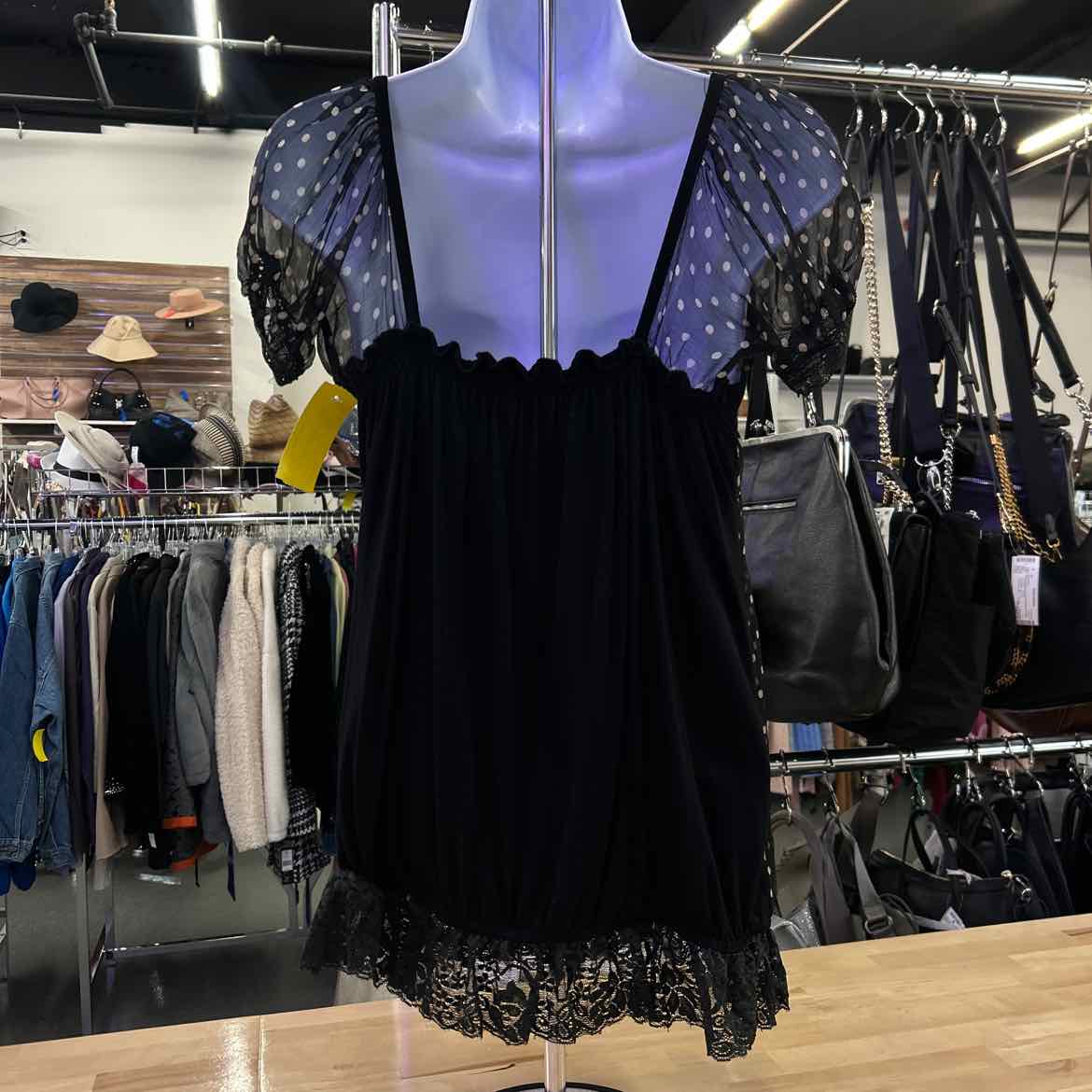 Mesmerize Size M Black Polyester Blouse