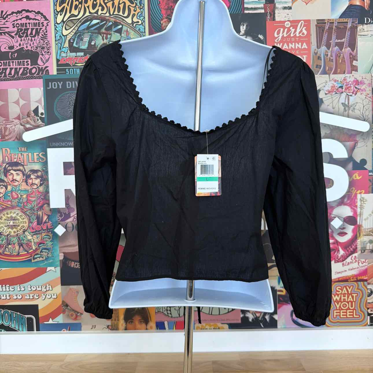 Self E Size L Tie-Front Eyelet Top