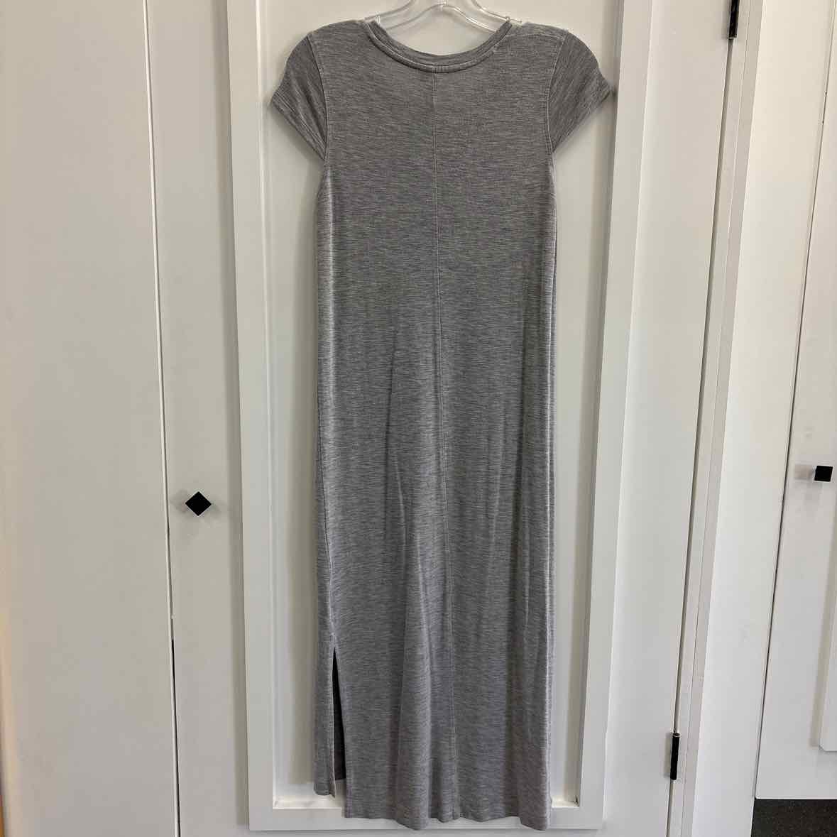 Jessica Simpson Size S Gray Preloved Dress