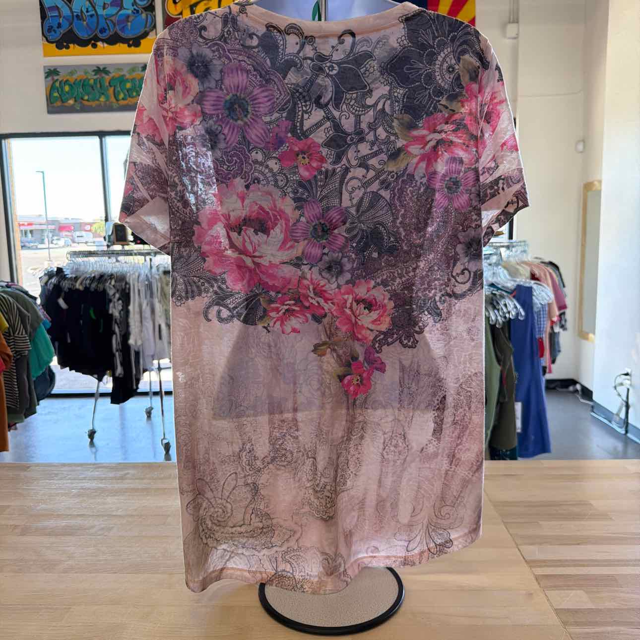 Sedona Size L Pink Preloved Shirt