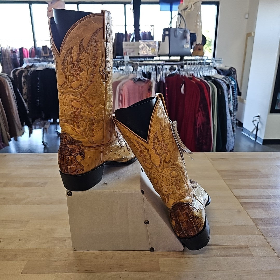 Size 9 Brown MENS Boots