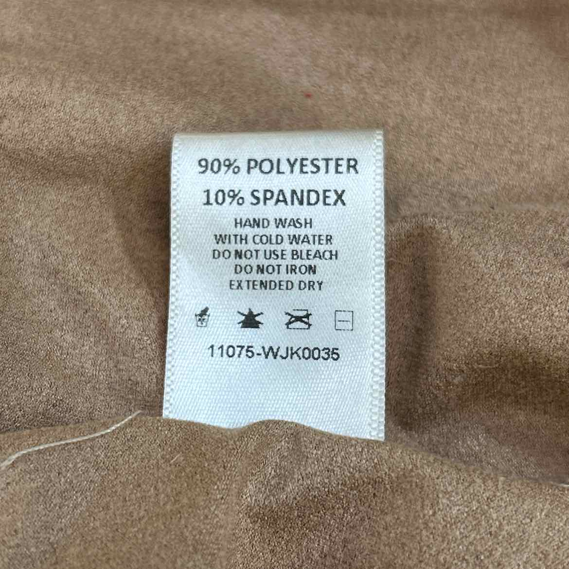 the classic Size M Brown Preloved Cardigan