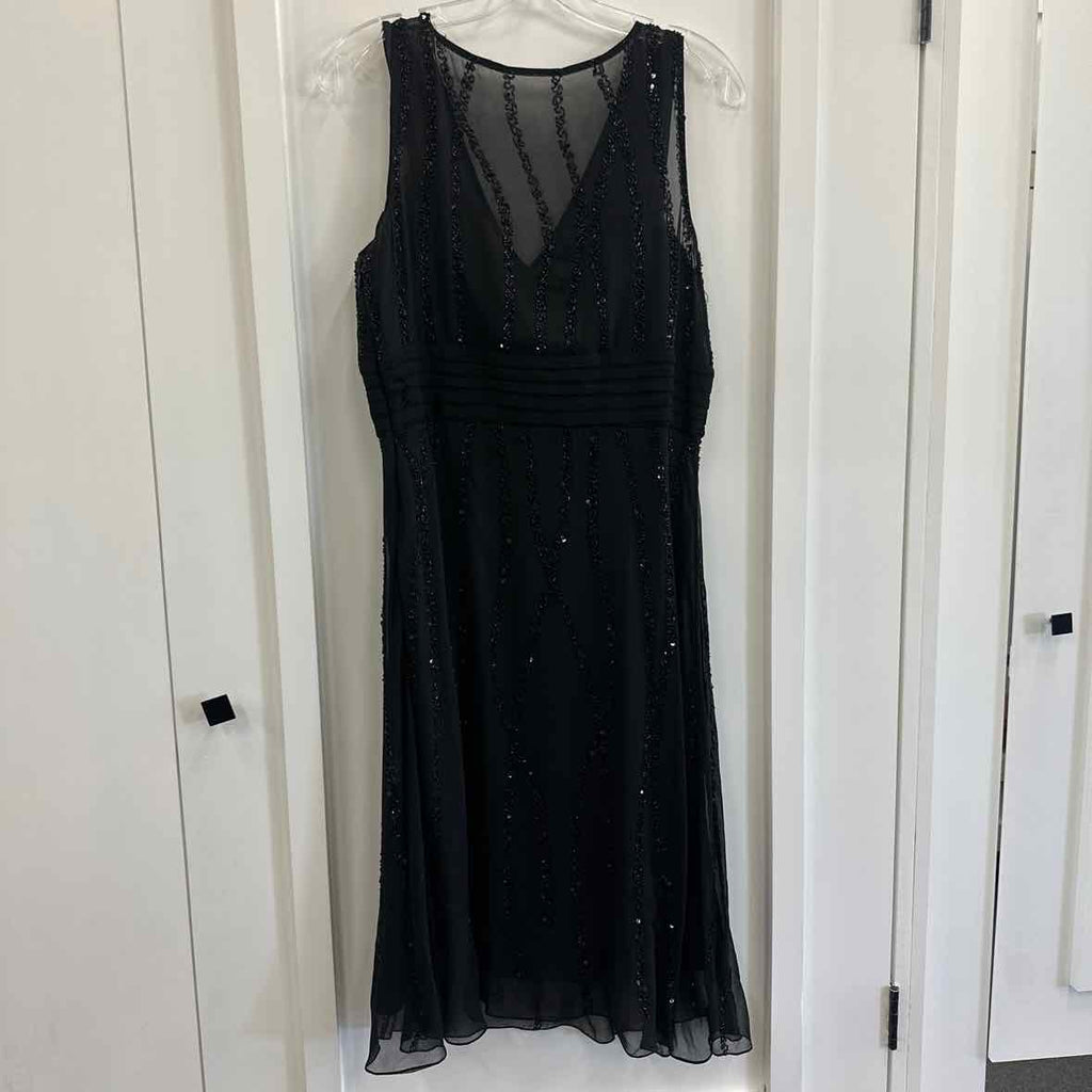 Stenay Size 10 Black Beaded Dress