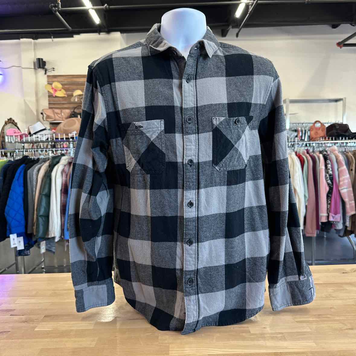 Urban Pipeline Size M Gray MENS Button Down Shirt
