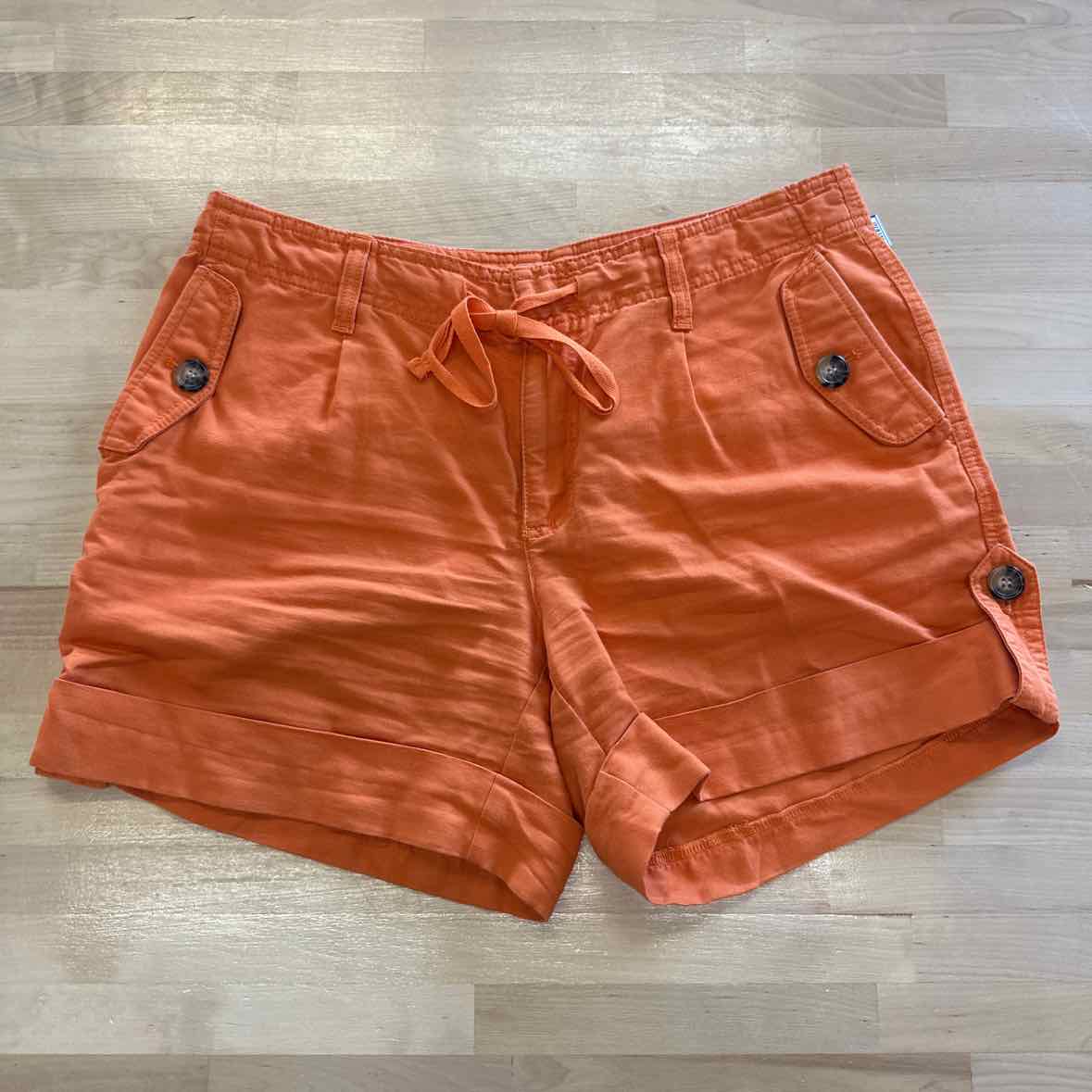 Liz Claiborne Size 8 Orange Shorts