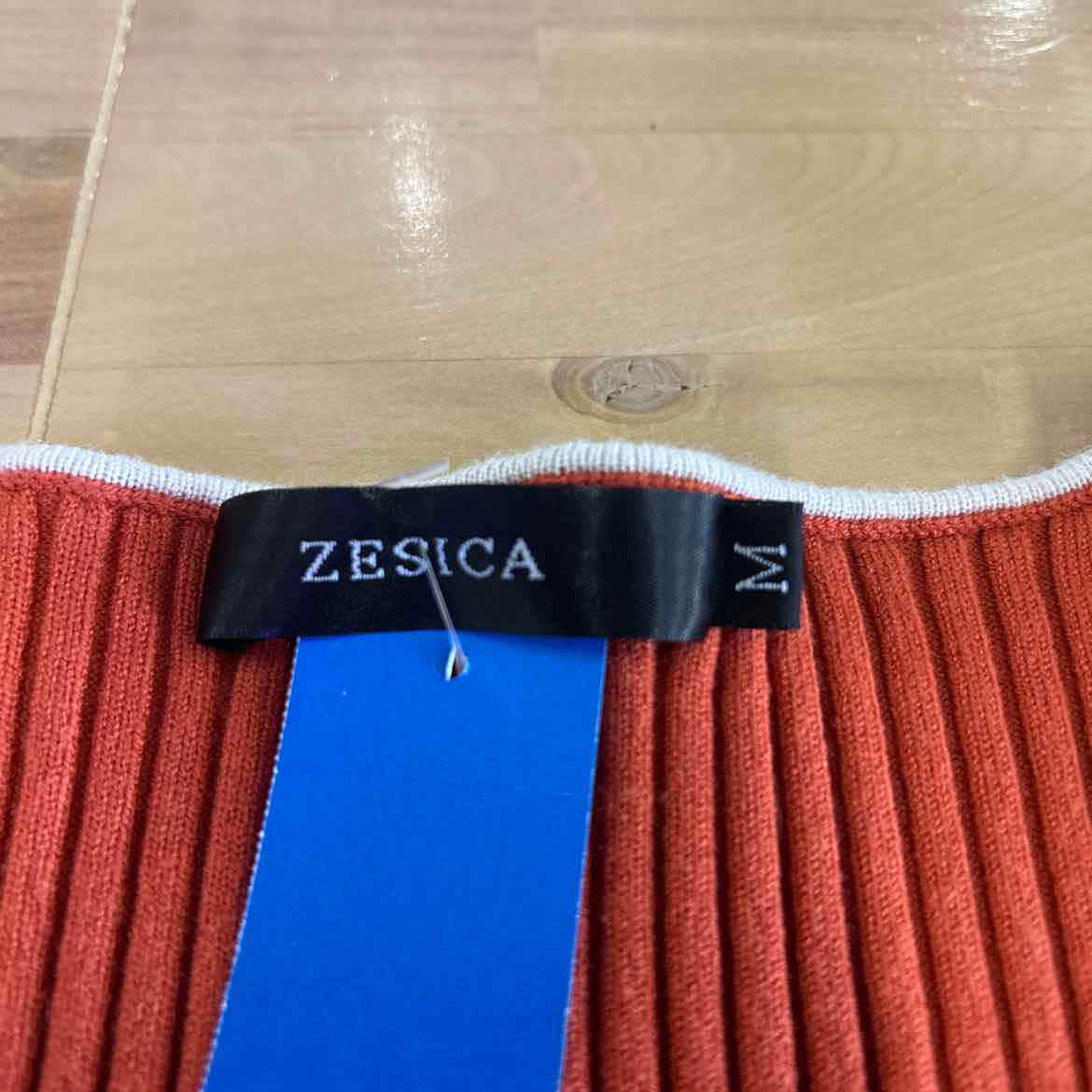 Zesica Size M Orange Preloved Shirt