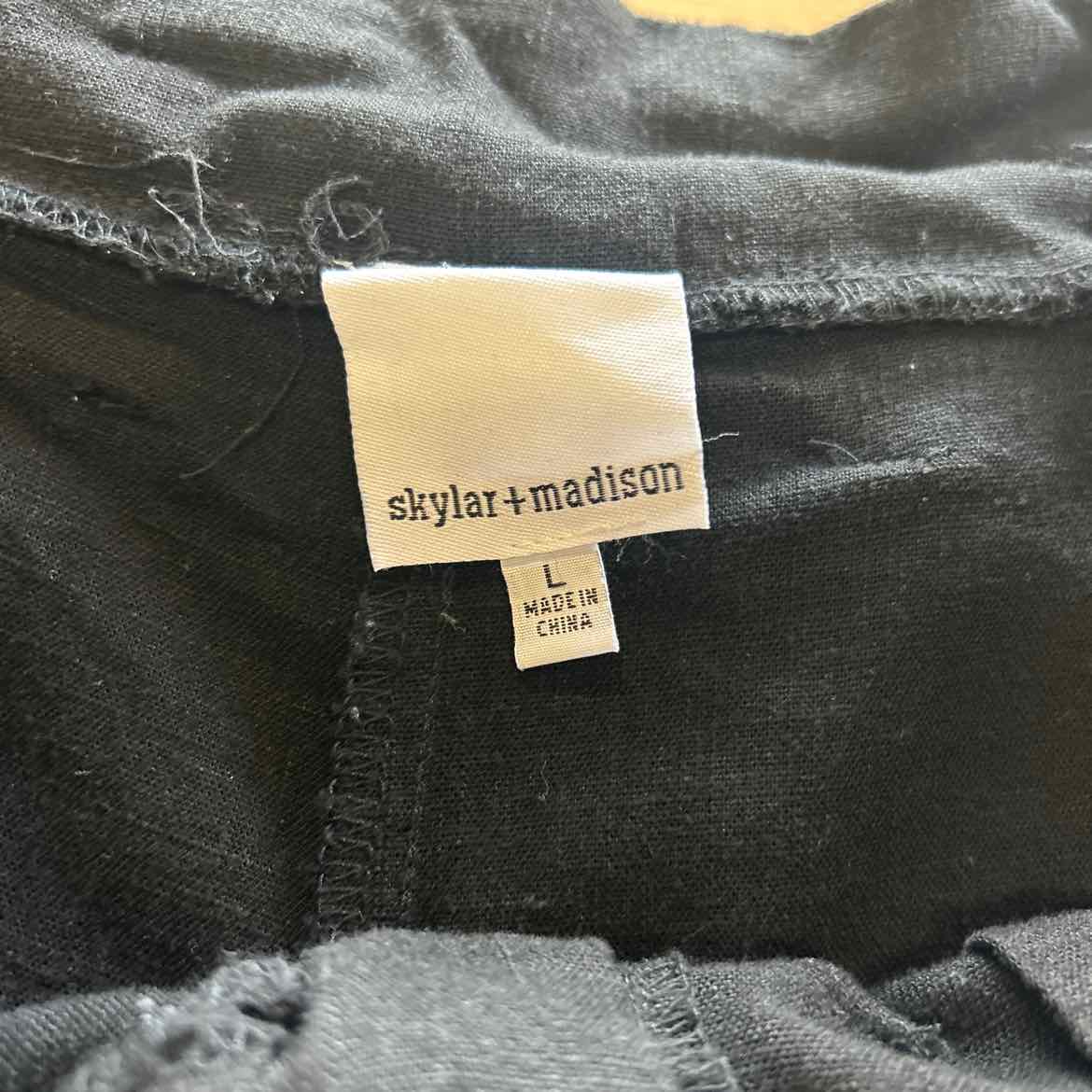 Skylar + Madison Size L Black Pants