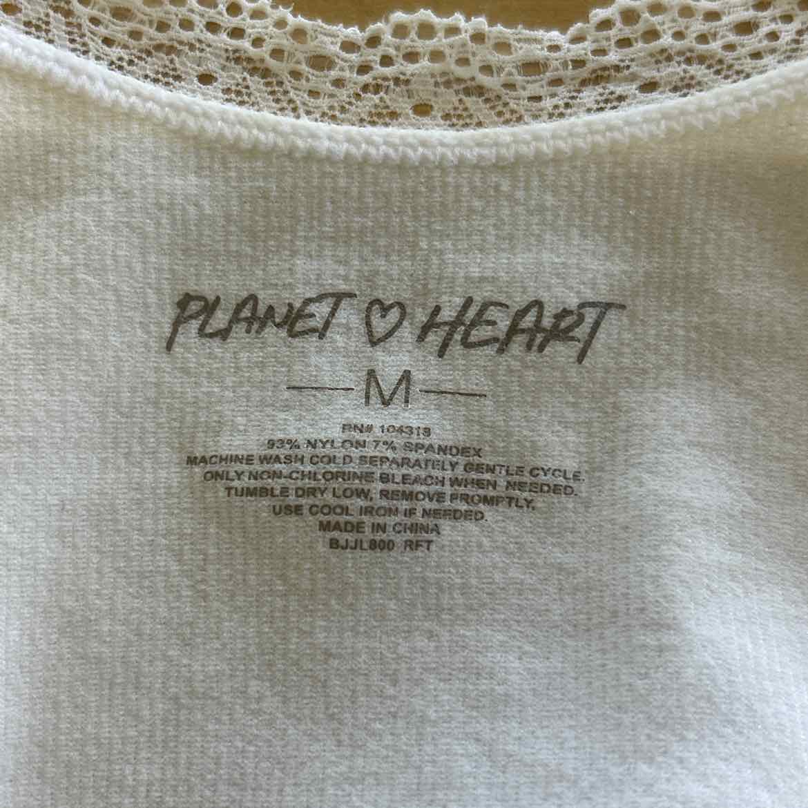 Planet Heart Size M White New Tank