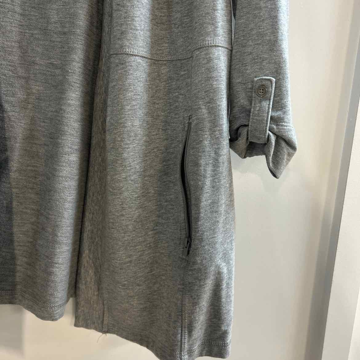 Karen Scott Size M Gray Preloved Cardigan