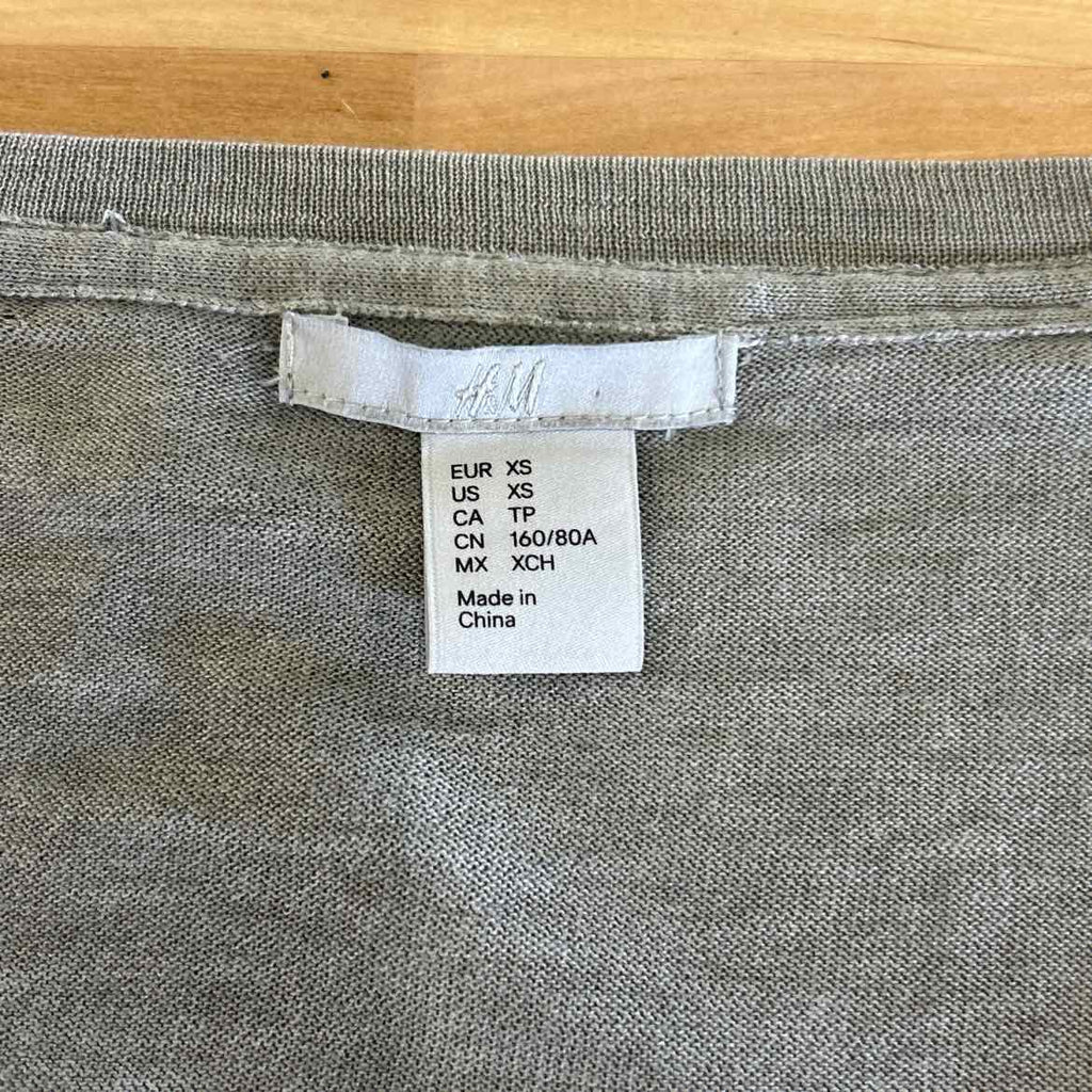 H&M Size XS Gray Cardigan