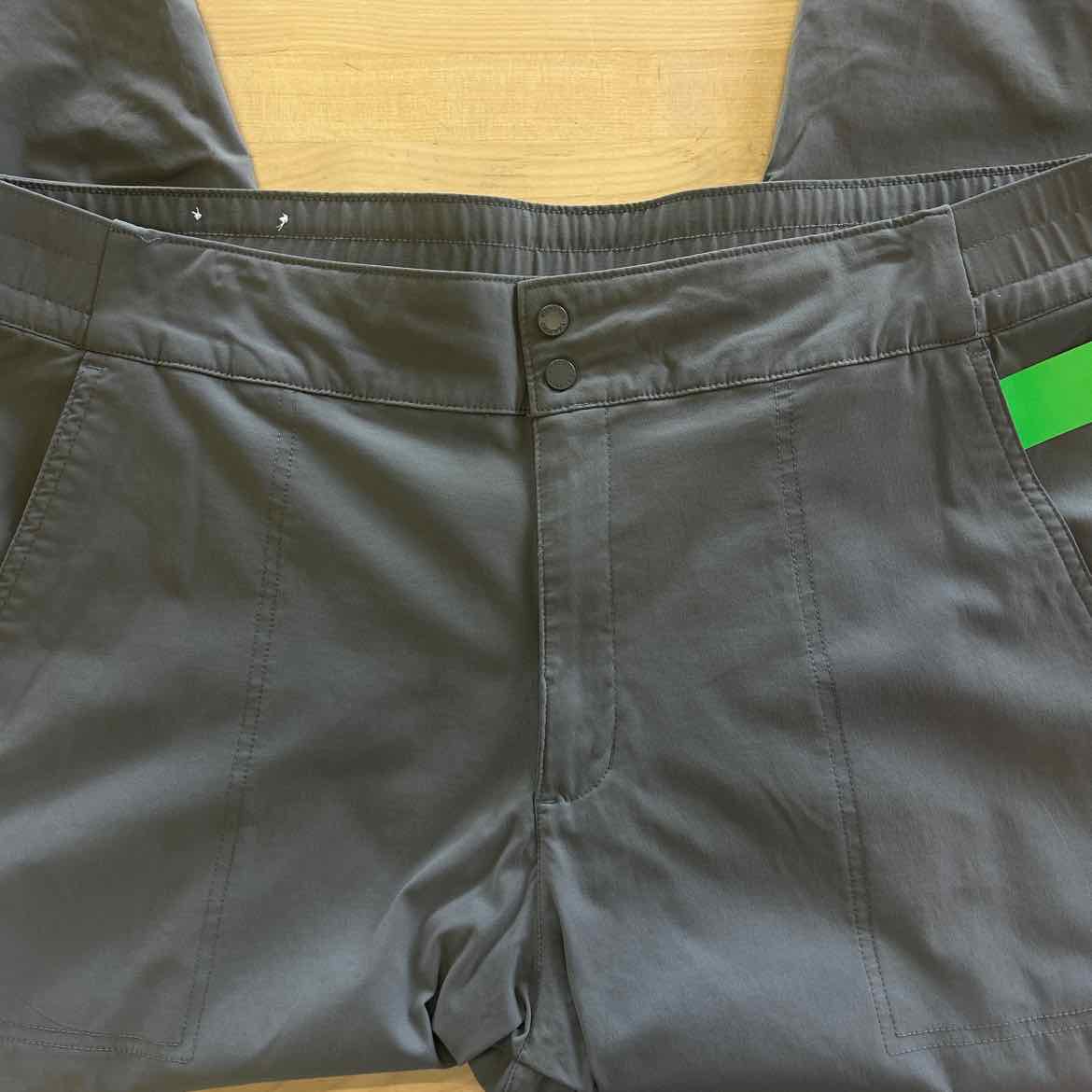 Columbia Size 18 Gray Preloved Athletic Pants